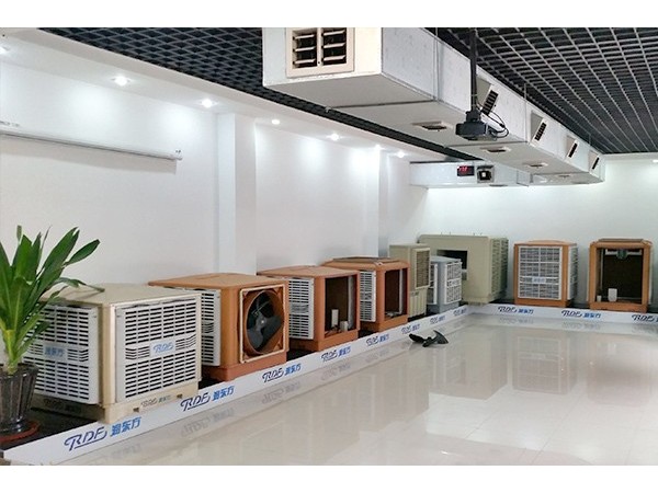 廠房車間如何選配潤東方環(huán)?？照{(diào)